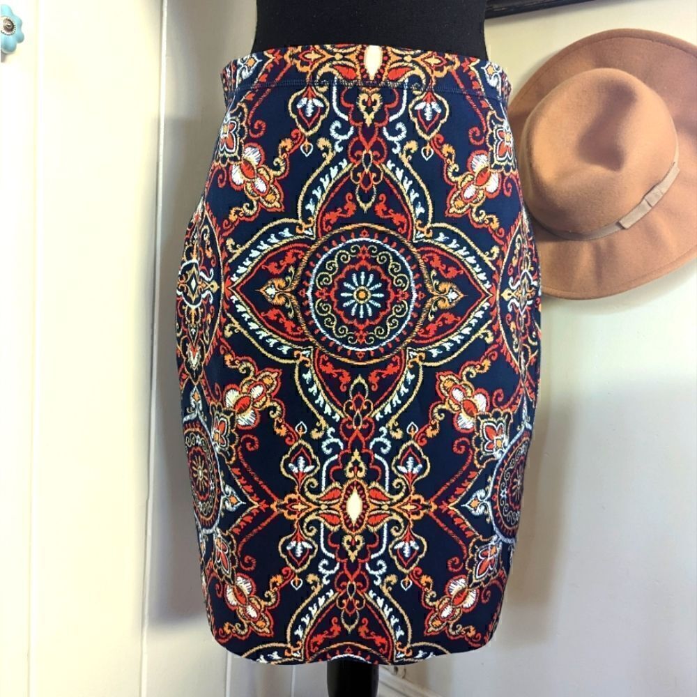 J. McLaughlin Halle Navy Pink Geometric Print Reversible Skirt sz SM EUC